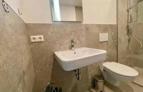 Goldstadt Schlössle Suite 2-Zimmer Design Apartament Zentrum Pforzheim - Foto 66