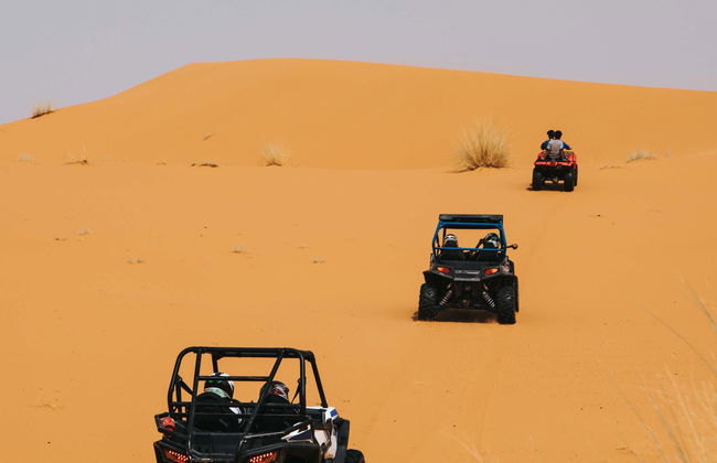 Tour in buggy e sandboarding nel deserto di Usaka - Foto 1