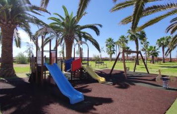 Precioso Duplex a orilla del mar y con piscina - Foto 17