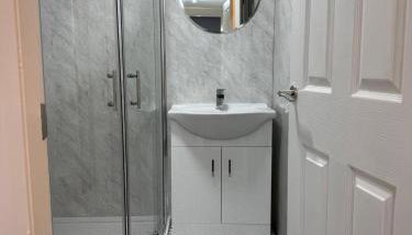 2-Bed City Apartment by Glasgow Green - Foto 5