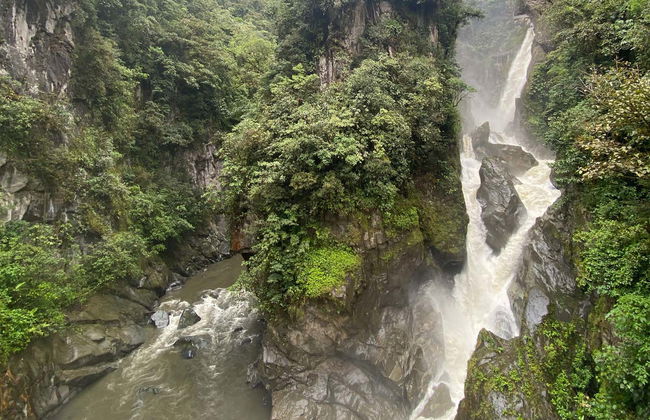 Avenue of the Volcanoes 2 Day Tour - Photo 7