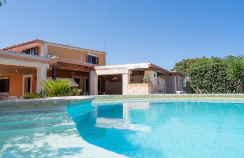 Villa piscina a due passi dal mare - Foto 1