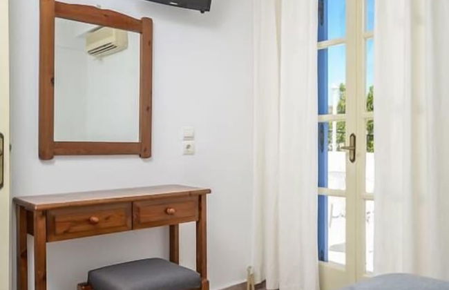 Windmill Naxos - Photo 22