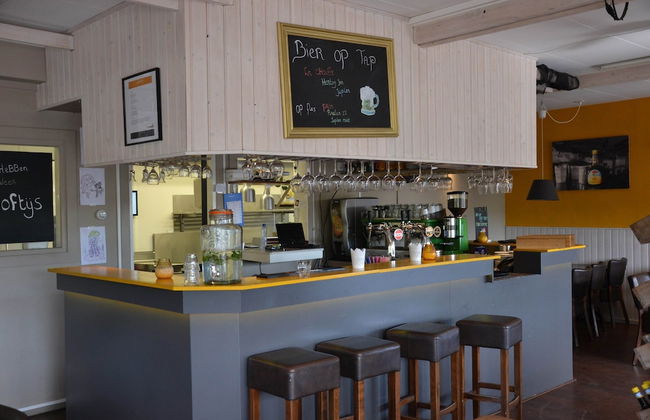 Bungalow in 's-gravenzande With Nautical Charm - Photo 25