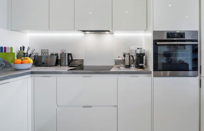 Skyline View 1 Bed Apartment Sleeps 2 - Balcony - Foto 1