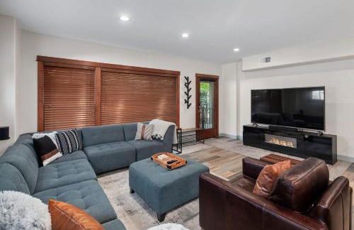 Best Location! Walkable30 Min to GNP5 Min Lake - Foto 10