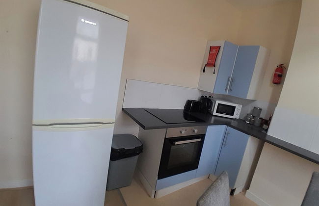 Blackpool - 2-beds - Sleeps 5 - Pet Friendly - Photo 14