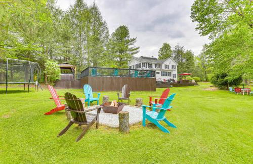 Game Room and Yard Greentown Home Near State Park - Foto 2