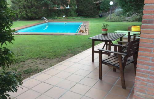 apartamento aislado jardín y piscina - Foto 9