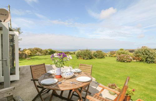 Back Of Beyond - Photo 20