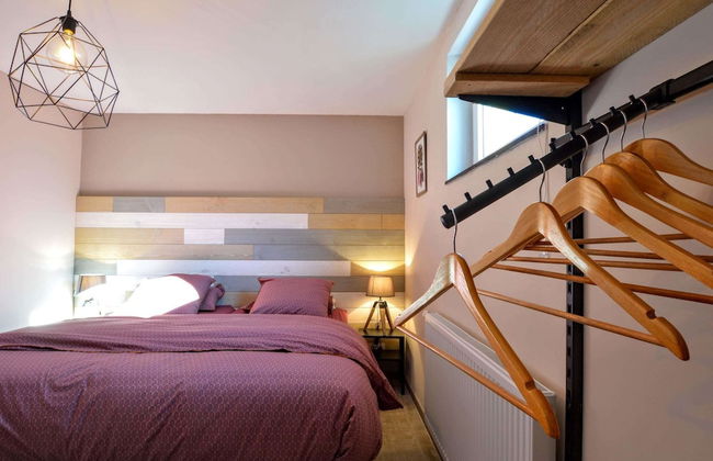 Luxurious Cottage in Aywaille with Sauna & Hot Tub - Photo 8