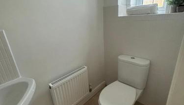 Beautiful 4-Bedroom Home for Groups & Families - Foto 2