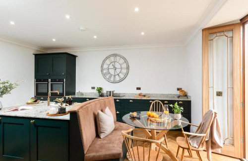 Killerby Old Hall with Hot Tub and Swimming Pool - Foto 7