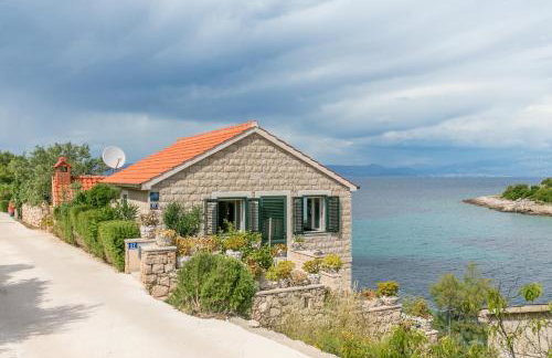 Apartments by the sea Cove Donja Kruscica - Donja Krusica, Solta - 11146 - Photo 3