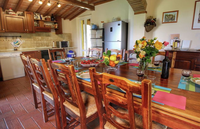 Belvilla by OYO Villa Lucignano - Photo 1