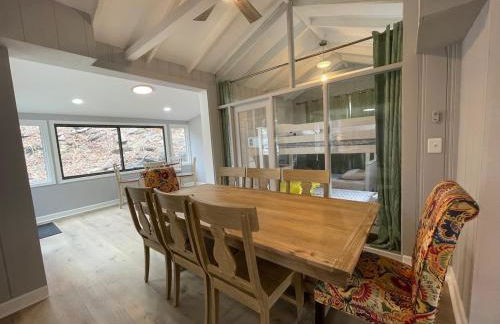 Entire Mountain Cottage Near Scenic Hiking Trails - Photo 17