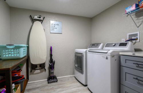 Promise Land Manor Historic home lake access, near parks and venues - Foto 9