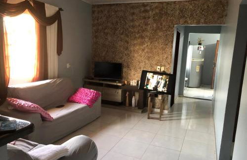 Casa grande com 3 quartos todos com Ar-condicionado - Foto 4