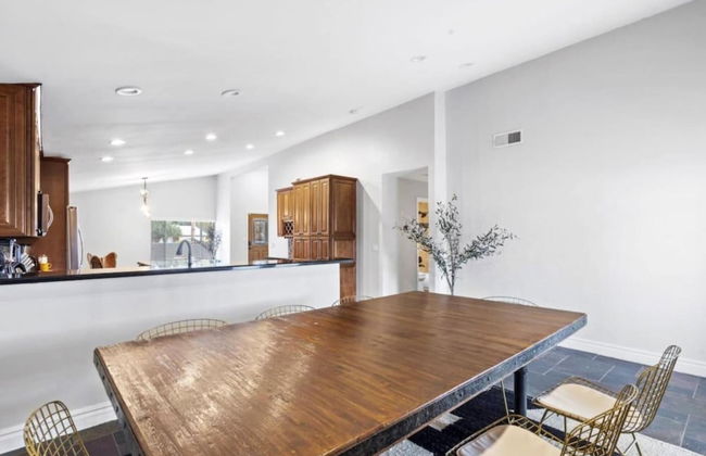 The Scott With Heated Pool by Homeslice Stays - Foto 20