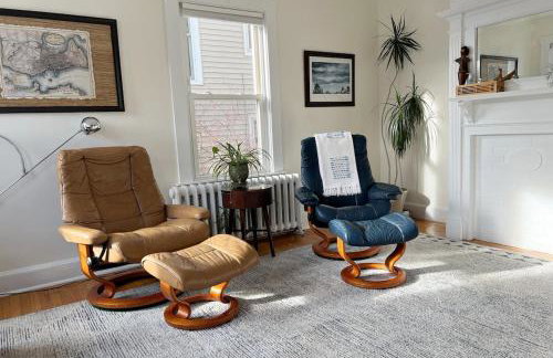 Peaceful Oasis on Munjoy Hill 1st flr 3BR parking - Foto 2