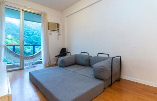 Flat no Humaitá com Piscina e Academia - Foto 10