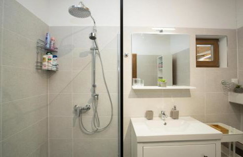 Beautiful Home In Donje Taboriste - Foto 26