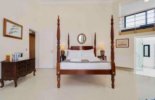 Black Diamond Beachfront Pool Villa Pasithea in Sounio, Athens - Foto 8