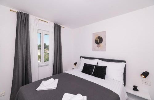 Peaceful IviCasa with private pool - Foto 26