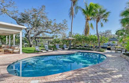 Blue Lagoon Hideaway 3BR Coastal Chic Retreat - Foto 31