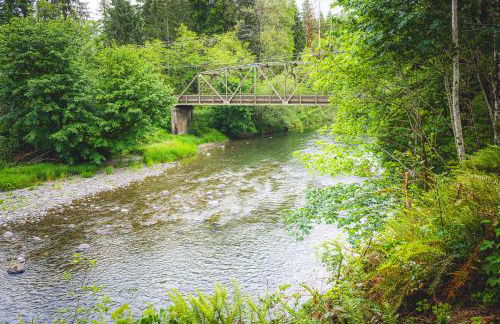 Riverfront winter wonderland retreat-Centrally located in the Olympic National Park - Foto 27