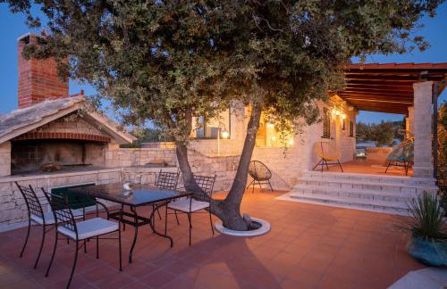 Olive Park House Brač - Photo 40