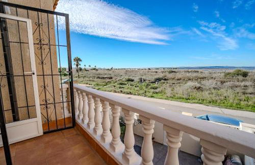 Spacious 3-Bed Apartment with Stunning Lake Views - Foto 37