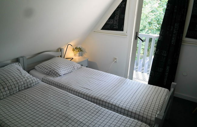 6 Pers - Holiday Home With Sunny Terrace by a Typical Dutch Canal - Foto 3