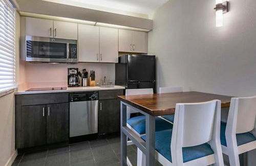 Have family fun in the sun at Daytona Beach in this resort 2BD condo - Foto 10