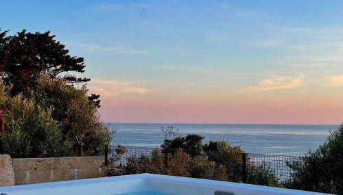 Trullo vista mare con idromassaggio riscaldato - Foto 1