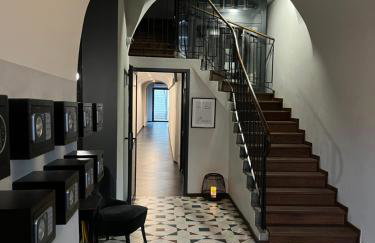 Ermine Suites - Photo 74