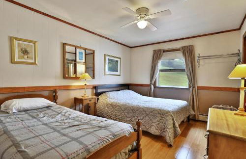 Swiss Farm Inn - Entire Inn to Yourself - Foto 19