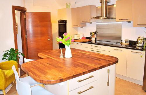 Luxurious Amberley House I Near Goodwood Events I With Garden & Parking - Foto 16