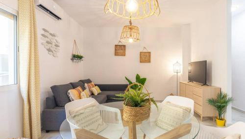 MATHEW COZY APARTMENT - Photo 2