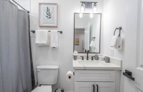 Luxury Home Near Houston Downtown & Medical Center - Photo 29