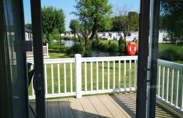 Lake Escape - Hoburne Cotswolds - Foto 43