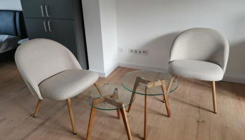 modernes stilvoll eingerichtetes Appartement - Foto 3