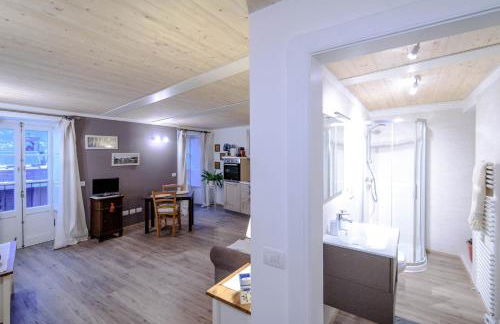 Il borghetto di Torno - Foto 63