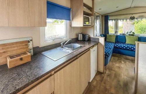 The Bolt Hole - Photo 8