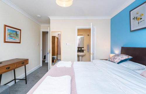 NEW Four Bedroom House - all rooms ensuite - Photo 39