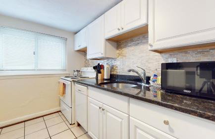 Great 1 bed close to Longwd Med, Fenway, parkng - Foto 11