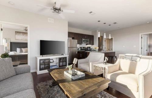 Luxurious Downtown Corner Views 2 bed 2bath 61 - Foto 30