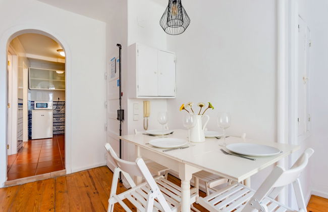 Duque's Cozy Retreat at Historical Lisbon - Foto 34