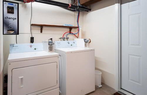 Jennifer's Stylish Downtown Brick Foundry Escape - Foto 24