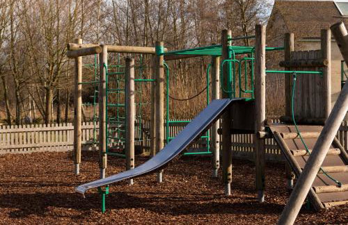 Pet friendly Cotswold Cottage with hot tub and swimming pools - Foto 29